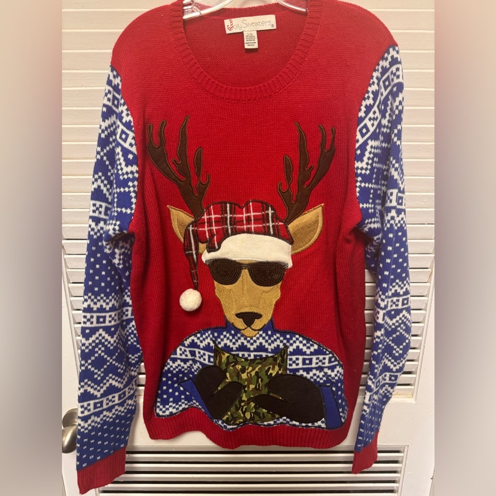 Jolly Sweaters cool reindeer Christmas "ugly sweater" unisex large